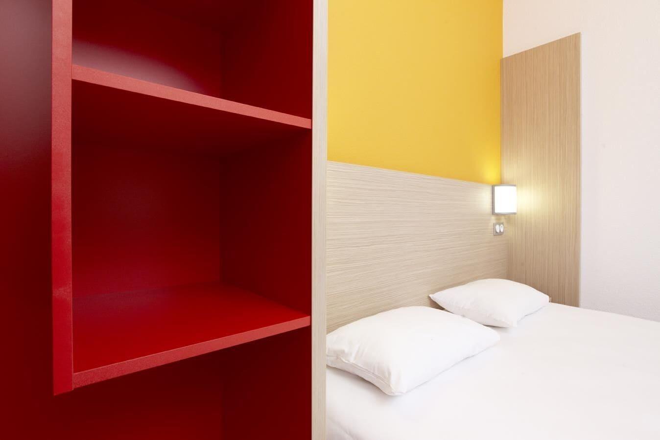 พรีเมียน คลาสโบร์ก เอ็น เบรสมอน ตักแนต Hotel Montagnat ภายนอก รูปภาพ