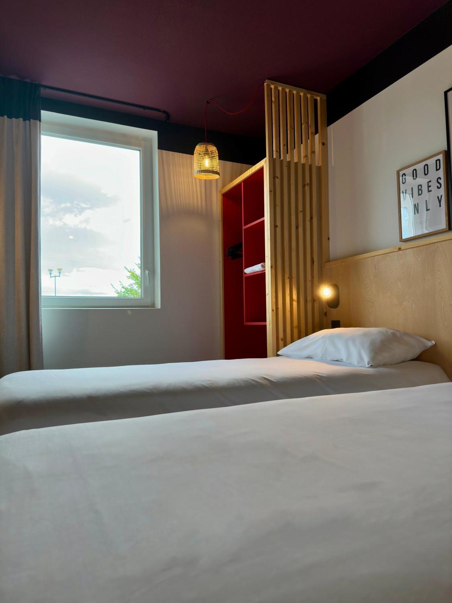 พรีเมียน คลาสโบร์ก เอ็น เบรสมอน ตักแนต Hotel Montagnat ภายนอก รูปภาพ
